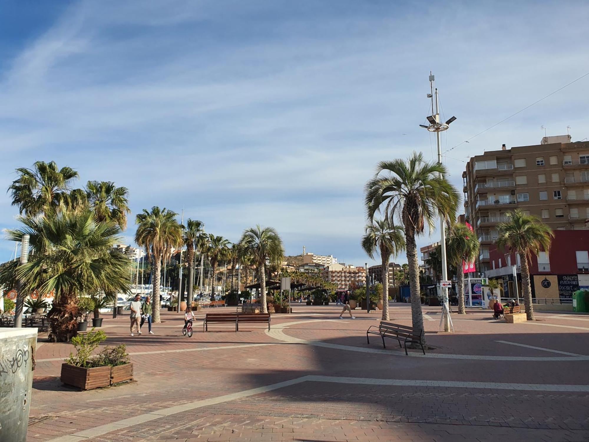 Adorable Apartamento En La Playa Puerto de Mazarron Bagian luar foto